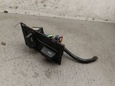 Seat adjustment handle