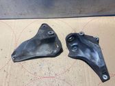 Engine mounting bracket
