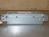 Radio / CD-Player / DVD-Player / Navigation