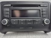 Radio / CD-Player / DVD-Player / Navigation