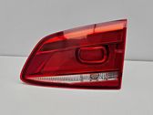 Tailgate rear/tail lights