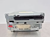 Radio / CD-Player / DVD-Player / Navigation