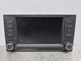 Radio/CD/DVD/GPS head unit
