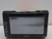 Radio / CD-Player / DVD-Player / Navigation