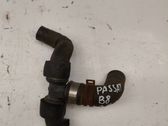 Tuyau de liquide de refroidissement moteur
