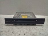 Radio / CD-Player / DVD-Player / Navigation