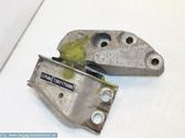 Engine mounting bracket