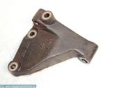 Engine mounting bracket