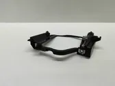 Headlight/headlamp mounting bracket