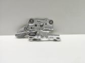 Engine bonnet/hood hinges