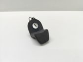 Tailgate glass/window release handle