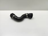 Tuyau de liquide de refroidissement moteur