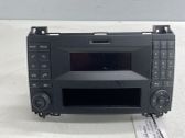 Radio / CD-Player / DVD-Player / Navigation