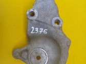 Engine mounting bracket
