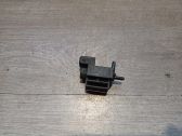 Vacuum valve