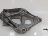Engine mounting bracket