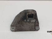 Engine mounting bracket