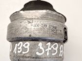 Soporte de montaje del motor