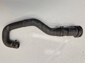 Tuyau de liquide de refroidissement moteur