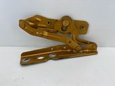 Engine bonnet/hood hinges
