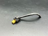 Fuel injector wires