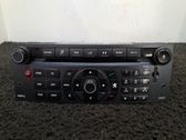 Radio/CD/DVD/GPS-pääyksikkö
