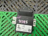 Unité de commande, différentiel boîte de transfert