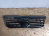 Grille calandre supérieure de pare-chocs avant