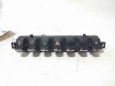 Botón interruptor de luz de peligro
