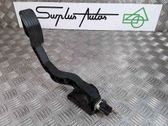 Accelerator throttle pedal