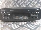 Radio/CD/DVD/GPS head unit