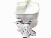 Master brake cylinder
