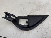 Autres éléments de garniture porte avant