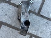 Engine mounting bracket