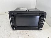 Radio / CD-Player / DVD-Player / Navigation
