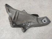 Engine mounting bracket