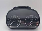 Geschwindigkeitsmesser Cockpit