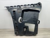 Rear bumper mounting bracket