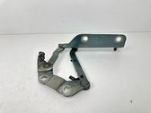 Engine bonnet/hood hinges