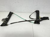 Front window lifting mechanism without motor