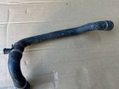 Tuyau de liquide de refroidissement moteur
