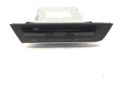 Radio/CD/DVD/GPS head unit