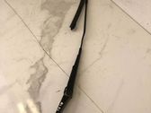 Windshield/front glass wiper blade