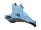 Engine mounting bracket