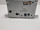 Radio / CD-Player / DVD-Player / Navigation