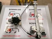 Regulador de puerta delantera con motor