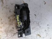 Manecilla interna puerta delantera