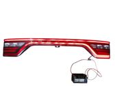 Rear light center trim bar blend