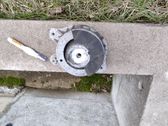 Engine mount bracket