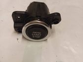 Bouton poussoir de démarrage du moteur
